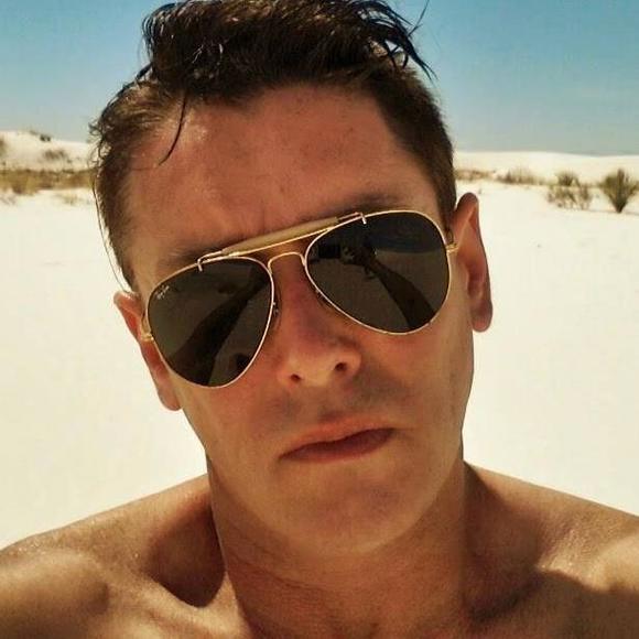 Meet your Posher, Shaun - Picture 1 of 1